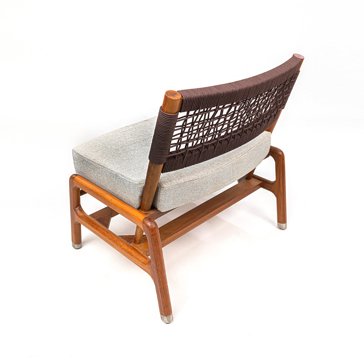 ORTIGA LOUNGE CHAIR