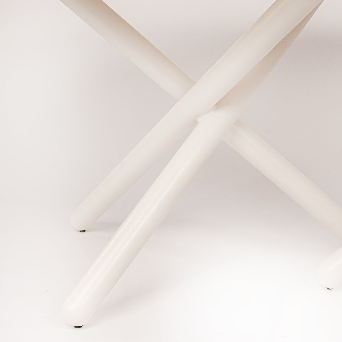 MIKADO DINING TABLE