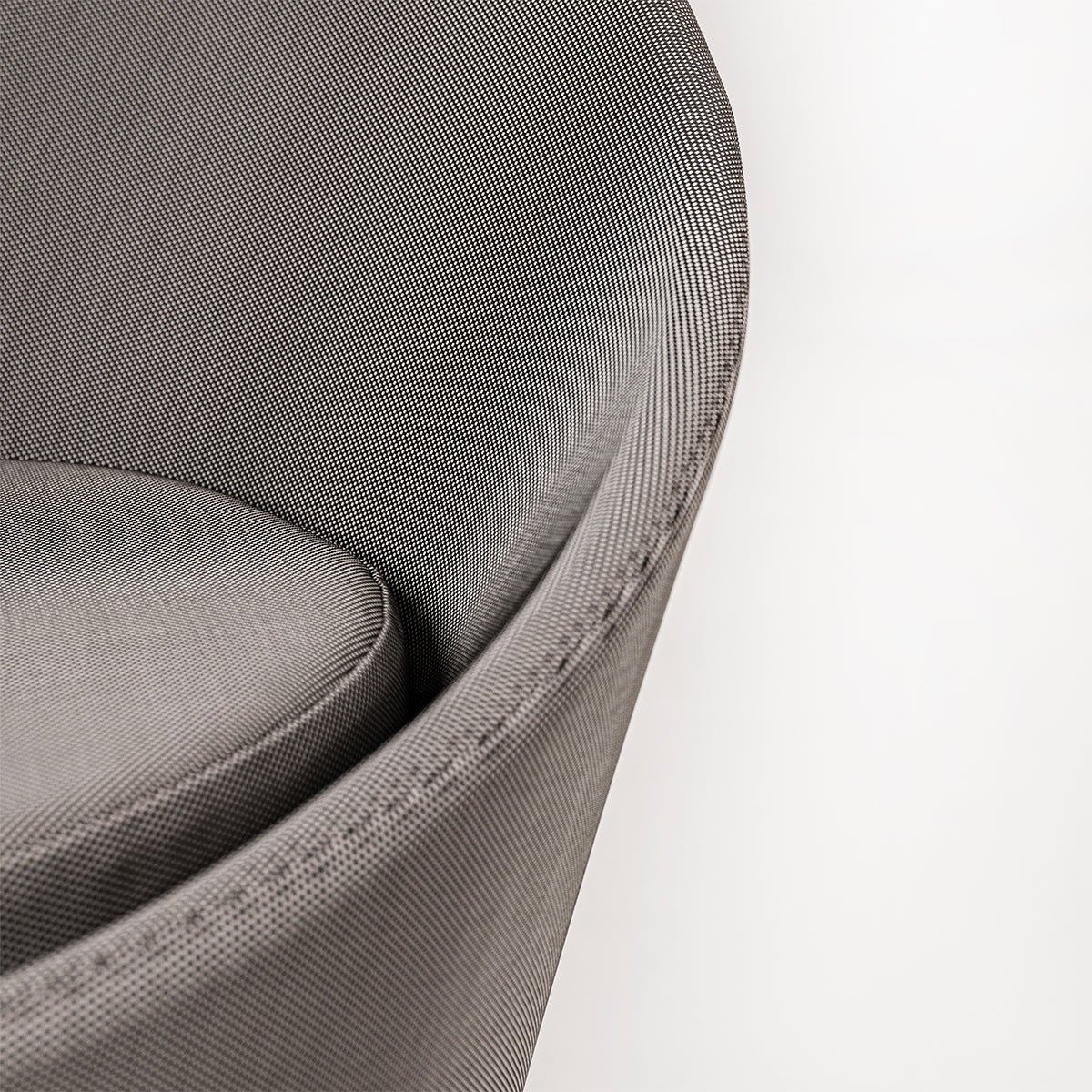 APOLLO LOUNGE CHAIR