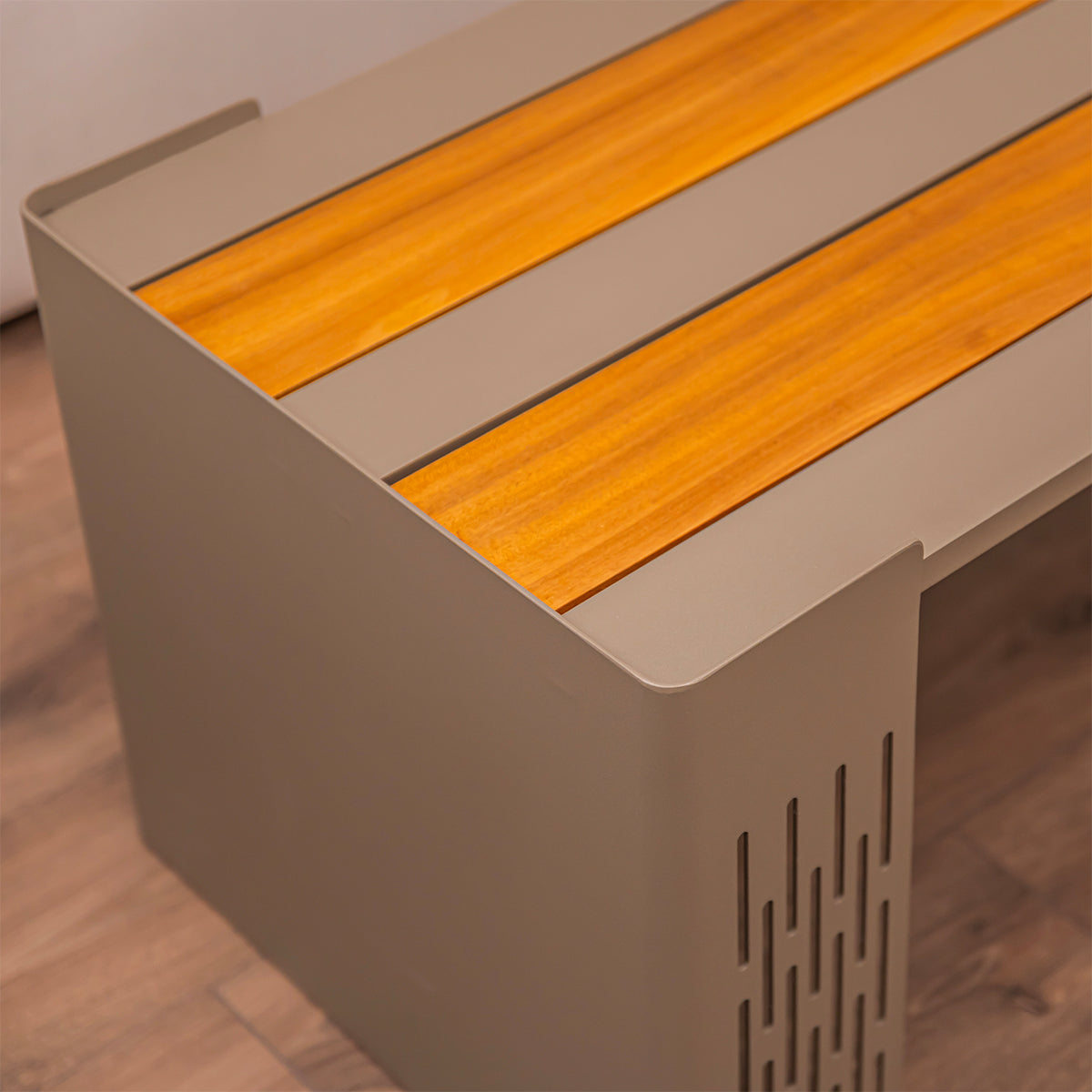 HUGU COFFEE TABLE