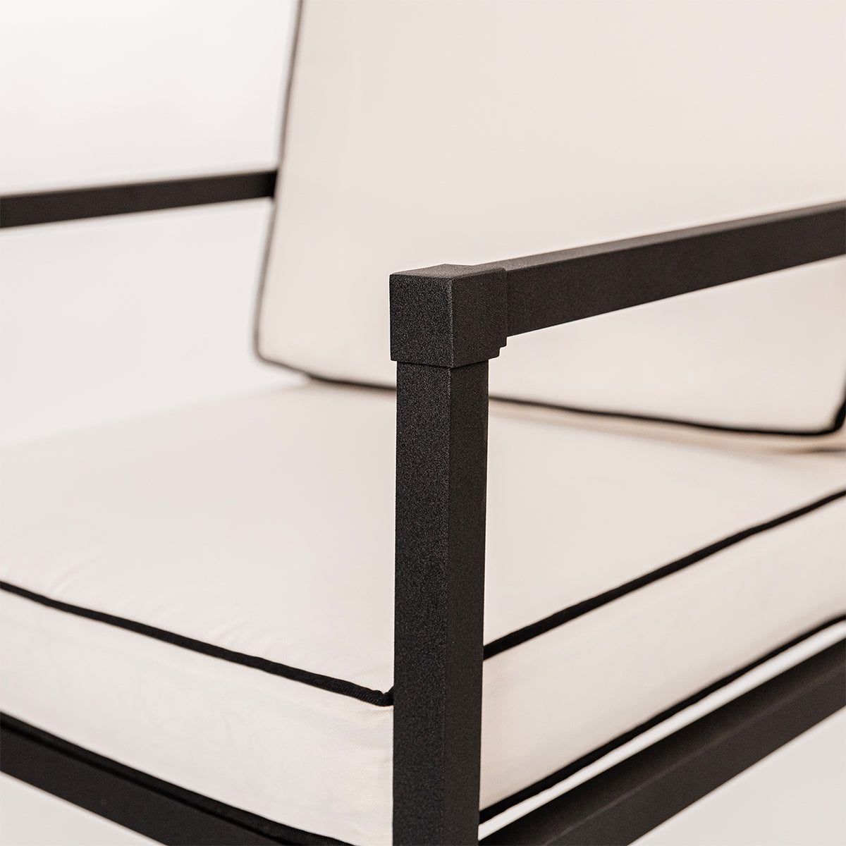ANTIBES DINING CHAIR