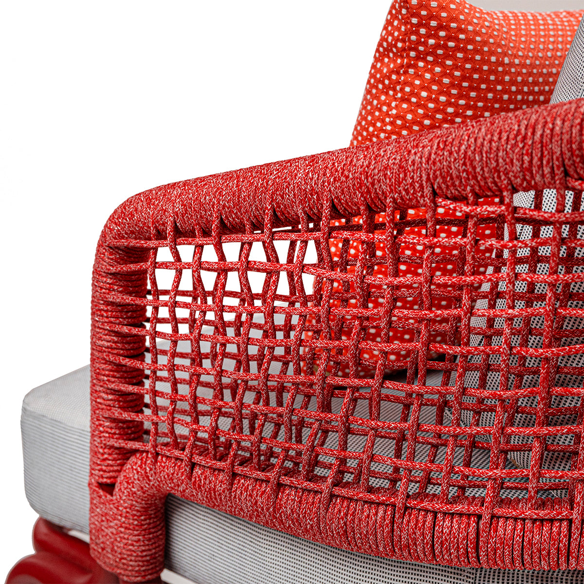 DOMINO LOUNGE CHAIR 003