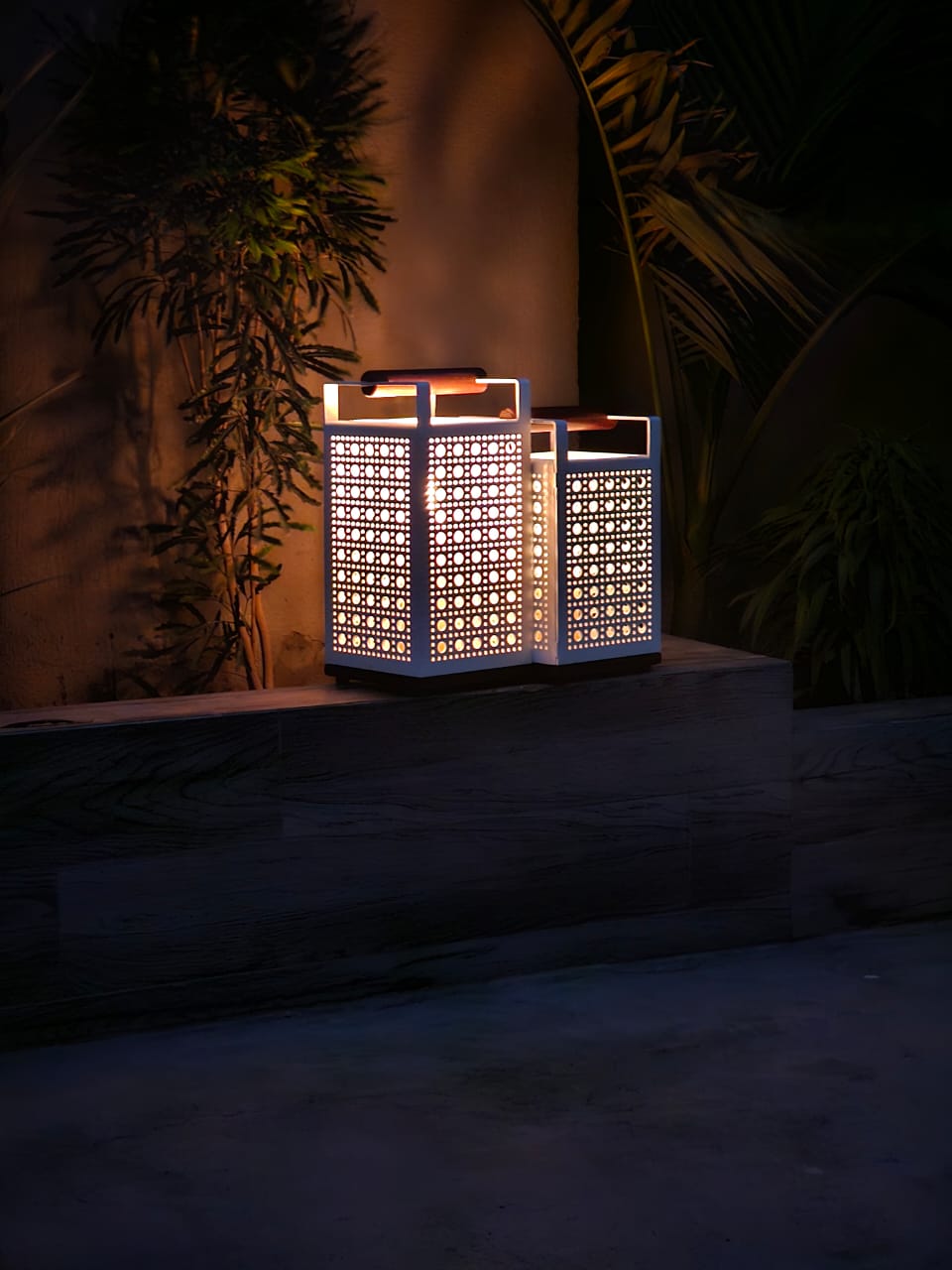 BOSC LANTERNS