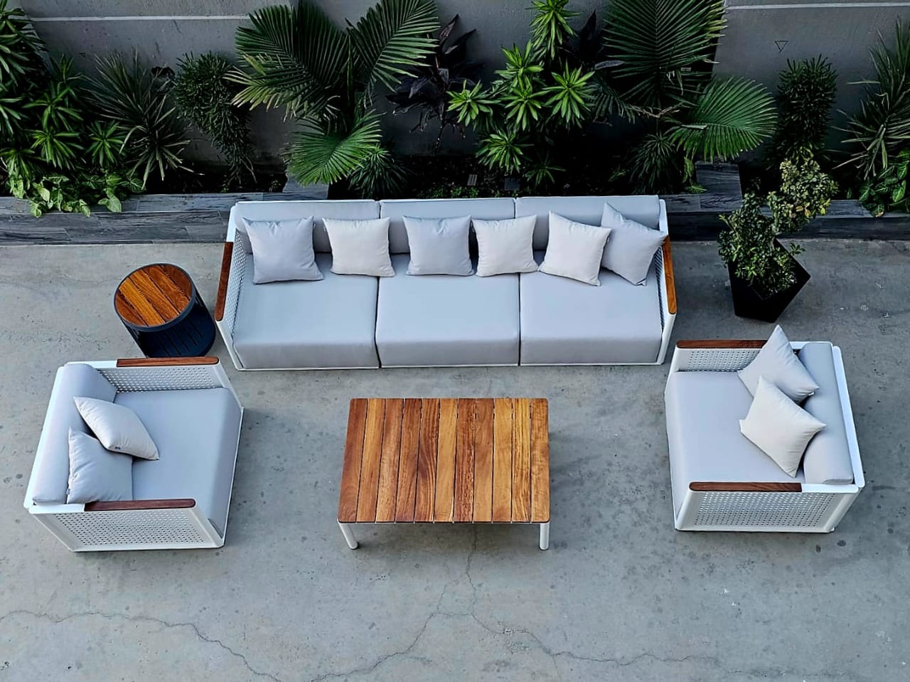 BOSC SOFA