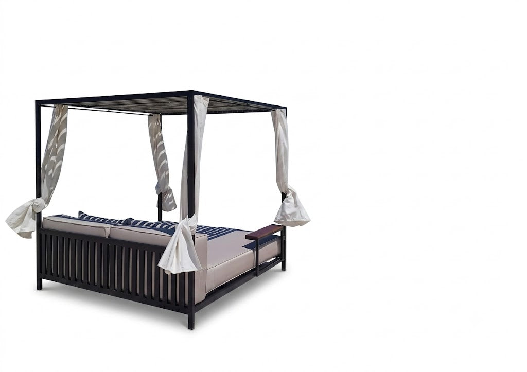 CABANA DAYBED