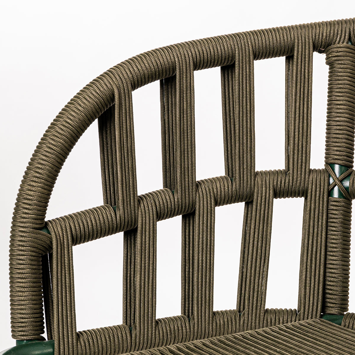 DROPPY DINING CHAIR