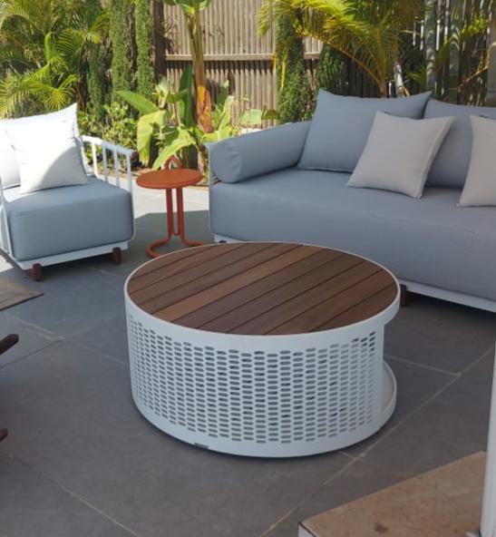 SWITCH COFFEE TABLE