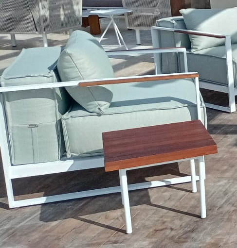 NORAY SIDE TABLE
