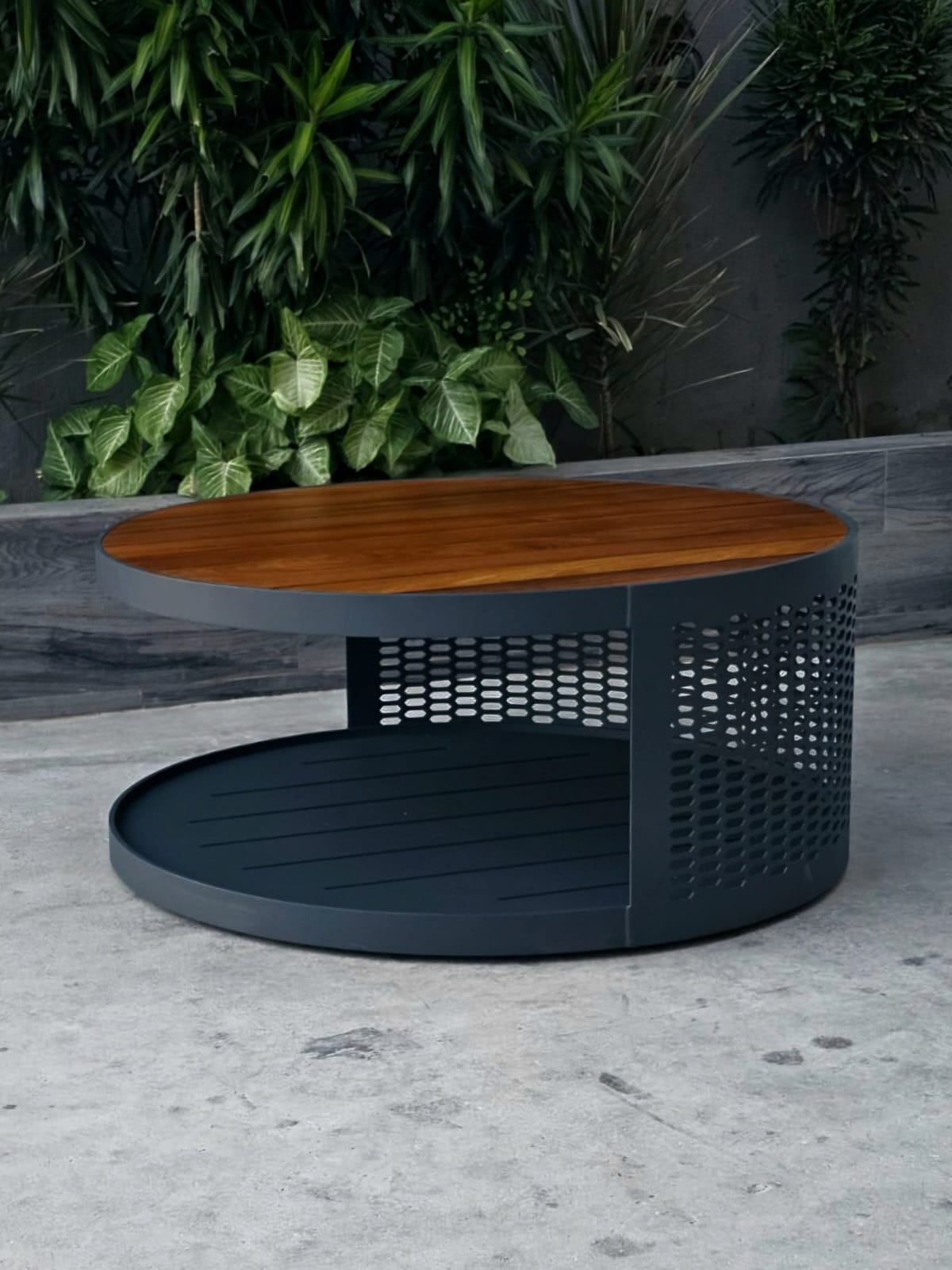 SWITCH COFFEE TABLE